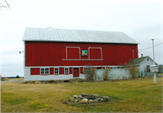 9716 COUNTY HIGHWAY X, a Astylistic Utilitarian Building barn, built in Centerville, Wisconsin in 1890.