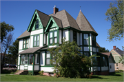 121 LAKE SHORE DR E, a Queen Anne house, built in Ashland, Wisconsin in 1885.