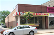 1023 W HISTORIC MITCHELL ST, a Commercial Vernacular small retail building, built in Milwaukee, Wisconsin in 1941.