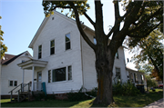 1222 LAKE SHORE DR W, a Front Gabled house, built in Ashland, Wisconsin in 1883.