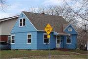 1002 KEDZIE ST, a Side Gabled house, built in Madison, Wisconsin in 1947.