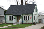 2418 MYRTLE ST, a Side Gabled house, built in Madison, Wisconsin in 1947.