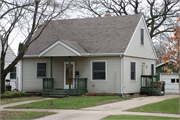 2514 MYRTLE ST, a Side Gabled house, built in Madison, Wisconsin in 1947.