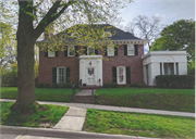 220 N PROSPECT AVE, a Colonial Revival/Georgian Revival house, built in Madison, Wisconsin in 1923.