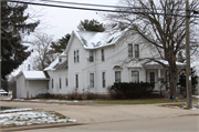 318 N MAIN ST, a Queen Anne house, built in Pardeeville, Wisconsin in 1910.