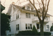 1106 SHERMAN AVE, a Prairie School house, built in Madison, Wisconsin in 1914.