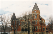 181 W SEMINARY AVE, a Romanesque Revival courthouse, built in Richland Center, Wisconsin in 1889.