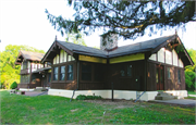 1000 US HIGHWAY 14/61, a Rustic Style house, built in La Crosse, Wisconsin in 1918.