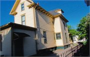 1211 Main St, a Queen Anne house, built in Racine, Wisconsin in 1890.