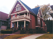2837 N MARIETTA AVE, a Queen Anne house, built in Milwaukee, Wisconsin in 1897.