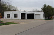123 E RIVER ST, a Astylistic Utilitarian Building garage (residential), built in Darlington, Wisconsin in 1920.