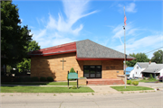 104 E HARRIET ST, a Usonian school – elem/middle/jr high/high, built in Darlington, Wisconsin in 1956.