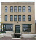 101 S CENTRAL AVE, a Commercial Vernacular lodging-hotel, built in Marshfield, Wisconsin in 1887.