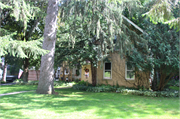 349 GALENA ST, a Early Gothic Revival house, built in Darlington, Wisconsin in 1855.