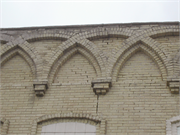 913-929 W EXCHANGE ST, a Early Gothic Revival large retail building, built in Brodhead, Wisconsin in 1869.