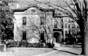 6501 3RD AVE, a Italianate house, built in Kenosha, Wisconsin in 1861.