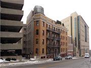 121-129 S HAMILTON ST, a Neoclassical/Beaux Arts apartment/condominium, built in Madison, Wisconsin in 1913.