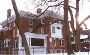 2924 E NEWBERRY BLVD, a Colonial Revival/Georgian Revival house, built in Milwaukee, Wisconsin in 1897.