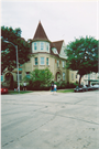 1537-1545 N CASS ST, a Queen Anne row house/townhouse, built in Milwaukee, Wisconsin in 1891.