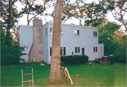 110 HENUAH CIR, a International Style house, built in Monona, Wisconsin in 1937.