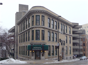 111 S HAMILTON ST, a Neoclassical/Beaux Arts small office building, built in Madison, Wisconsin in 1913.