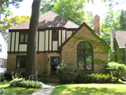 735 E BRIARWOOD PL 735 E BRIARWOOD PL, a English Revival Styles house, built in Whitefish Bay, Wisconsin in 1929.