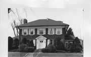 227 N LOSEY BLVD, a Colonial Revival/Georgian Revival house, built in La Crosse, Wisconsin in 1927.