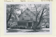 827 E COLLEGE AVE, a Craftsman house, built in Appleton, Wisconsin in 1913.