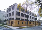 2748 N 32ND ST, a Commercial Vernacular industrial bldg/manufacturing facility, built in Milwaukee, Wisconsin in 1906.