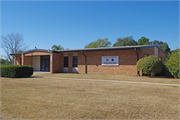 2426 Prairie Ave, a Contemporary military building, built in Beloit, Wisconsin in 1962.