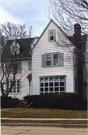 1808 WISCONSIN AVE, a Gabled Ell house, built in Racine, Wisconsin in 1918.