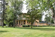 212 W 3RD ST, a Italianate house, built in Marshfield, Wisconsin in 1881.