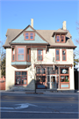 W61 N493 WASHINGTON AVE, a Queen Anne house, built in Cedarburg, Wisconsin in 1885.