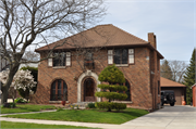 612 PINE ST, a Spanish/Mediterranean Styles house, built in Manitowoc, Wisconsin in 1934.