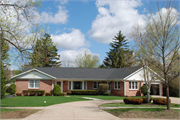 1800 MAIN ST, a Ranch house, built in Stevens Point, Wisconsin in 1963.