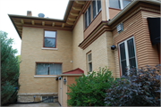 1603 MAIN ST, a Neoclassical/Beaux Arts house, built in La Crosse, Wisconsin in 1909.