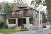1837 CHURCH ST 1837 CHURCH ST, a American Foursquare house, built in Wauwatosa, Wisconsin in 1906.