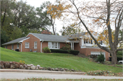 1630 MOUNTAIN AVE, a Ranch house, built in Wauwatosa, Wisconsin in 1955.
