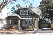 1843 Church Street, a Side Gabled house, built in Wauwatosa, Wisconsin in 1948.