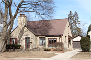 8110 Jackson Park Boulevard, a Side Gabled house, built in Wauwatosa, Wisconsin in 1936.