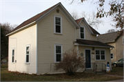 1313 TAINTER ST NE, a Gabled Ell house, built in Menomonie, Wisconsin in 1890.