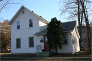 1020 6TH AVE E, a Gabled Ell house, built in Menomonie, Wisconsin in .
