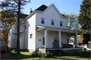 804 9TH AVE E, a Colonial Revival/Georgian Revival house, built in Menomonie, Wisconsin in .