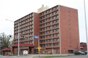 500 GRAND AVE, a Contemporary apartment/condominium, built in Wausau, Wisconsin in 1970.