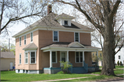 802 S 1ST AVE, a American Foursquare house, built in Wausau, Wisconsin in 1912.