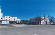 3108-3110 W MEINECKE AVE, a Commercial Vernacular industrial building, built in Milwaukee, Wisconsin in 1900.