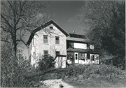 E10335 LUCK RD; SPRECHER RD, EAST SIDE, .2 MILE NORTH OF VON WALD RD, a Gabled Ell house, built in Prairie du Sac, Wisconsin in 1870.