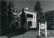 1975 RIVERSIDE AVE, a Neoclassical/Beaux Arts house, built in Marinette, Wisconsin in 1910.