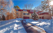 Philip H & Margaret Gray Jr House, a Building.