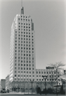 606 W WISCONSIN AVE, a Art/Streamline Moderne large office building, built in Milwaukee, Wisconsin in 1929.